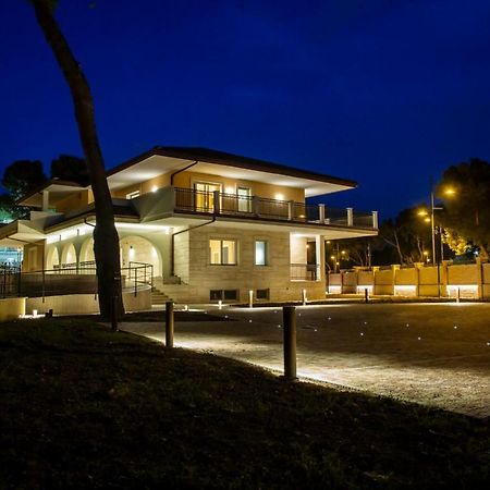 Aurum Suites เปสการา ภายนอก รูปภาพ