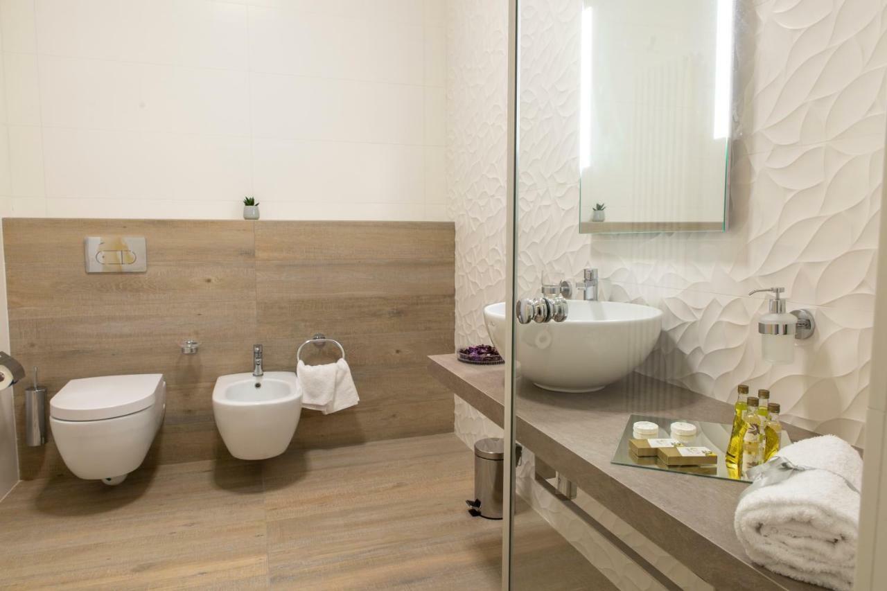 Aurum Suites เปสการา ภายนอก รูปภาพ