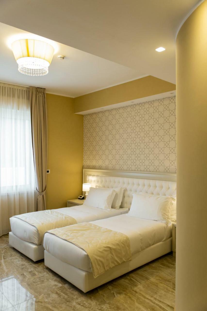 Aurum Suites เปสการา ภายนอก รูปภาพ