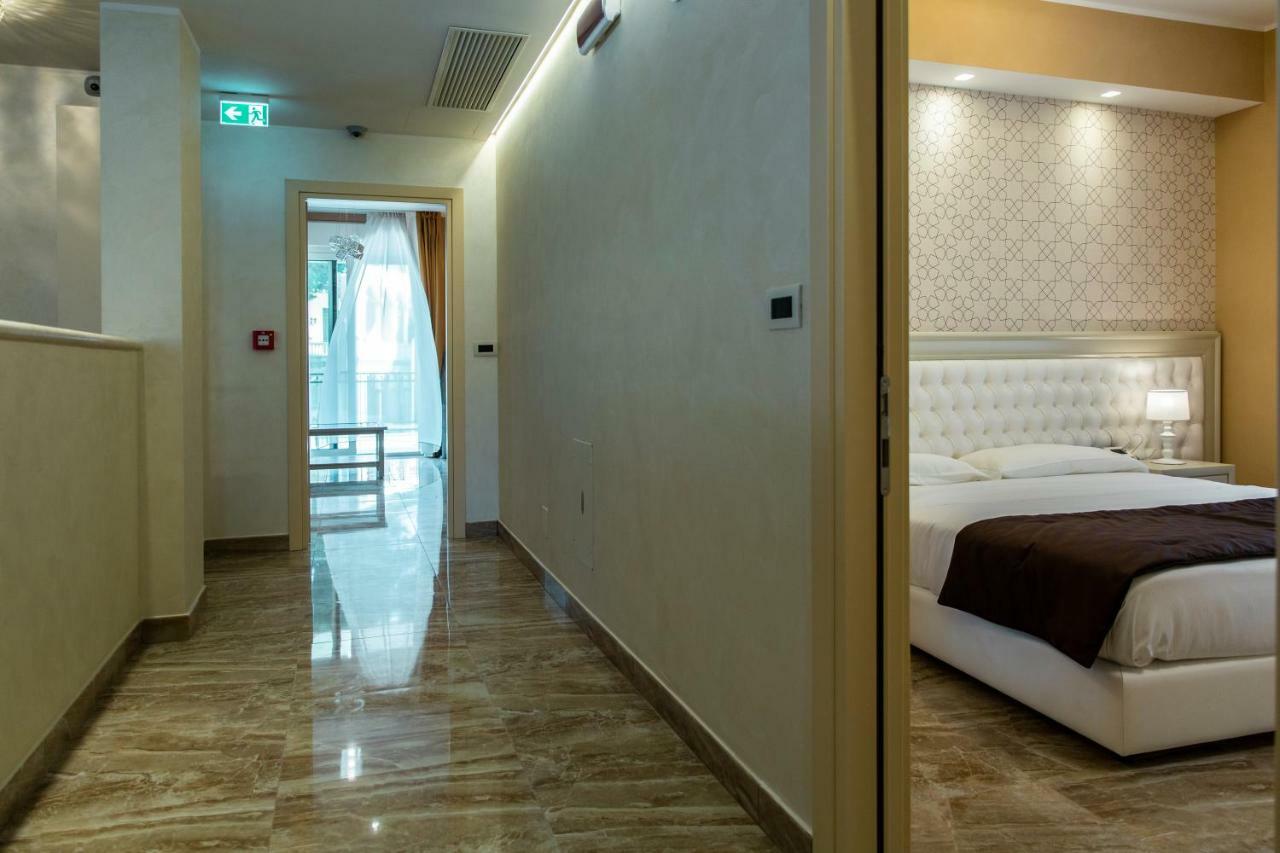 Aurum Suites เปสการา ภายนอก รูปภาพ