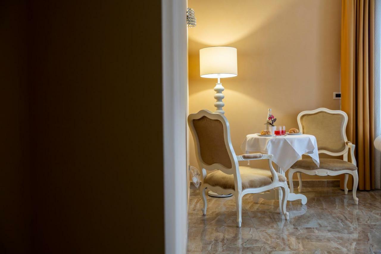 Aurum Suites เปสการา ภายนอก รูปภาพ