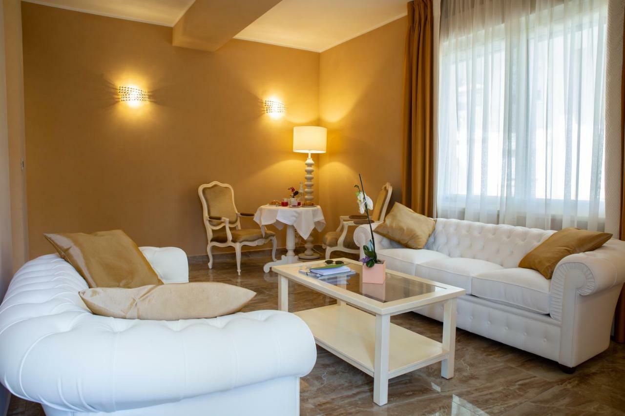 Aurum Suites เปสการา ภายนอก รูปภาพ