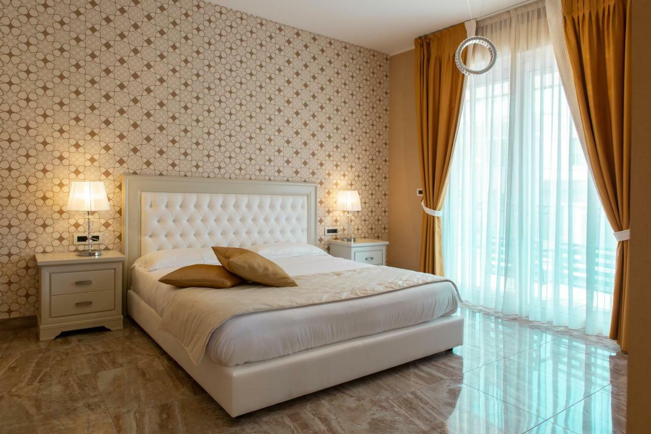 Aurum Suites เปสการา ภายนอก รูปภาพ
